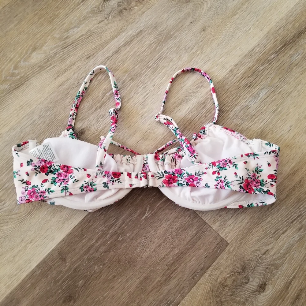 NWT Wild Fable Mini Floral Underwire Bikini Top Size Large